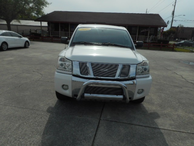 photo of 2010 NISSAN TITAN SE; LE; XE 4 DOOR CAB; CREW